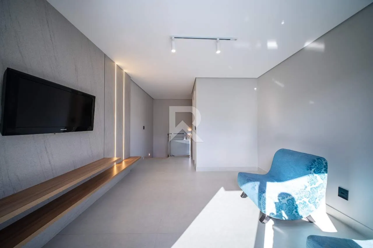 4-bedroom house with 2 parking spots and gas kitchen — photo 33
