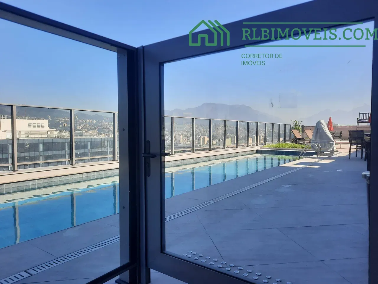 1-bedroom apartment with air conditioning and microwave — photo 40