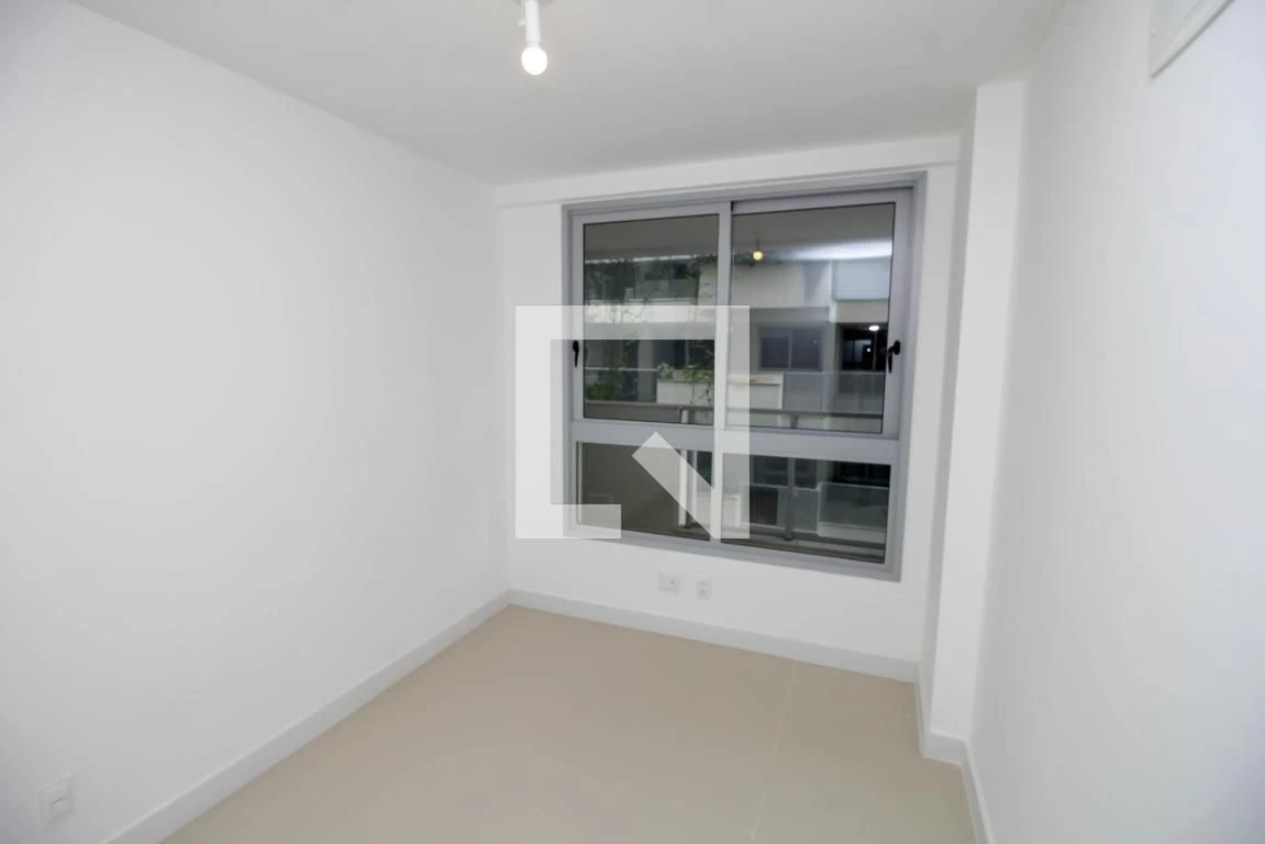 Unfurnished apartment with 2 bedrooms, 1 en-suite — photo 16