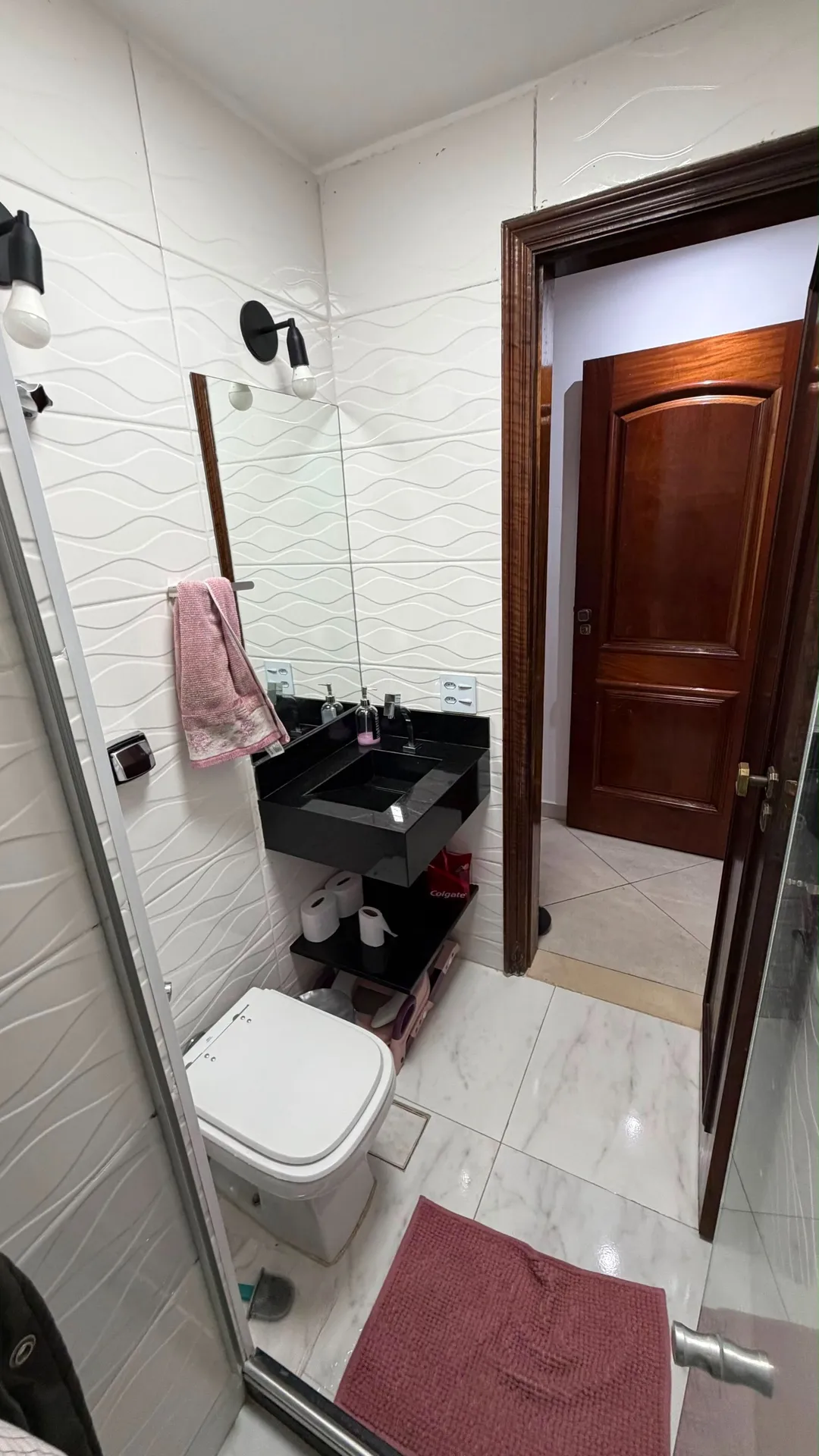 Furnished apartment with 3 bedrooms and 3 bathrooms — photo 25