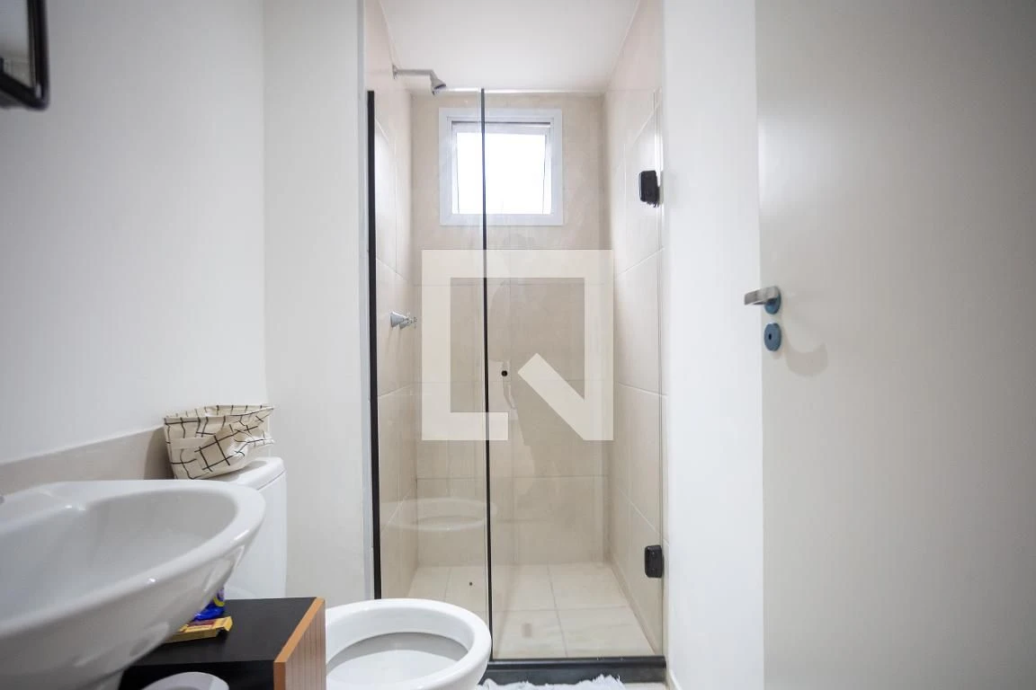 2-bedroom apartment in a building with a gym — photo 39