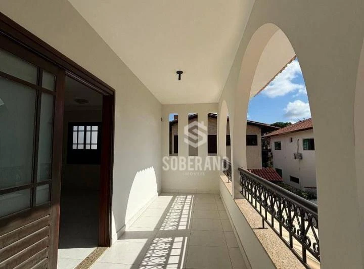 Casa con 6 dormitorios y 720 m² bien cuidada — photo 3