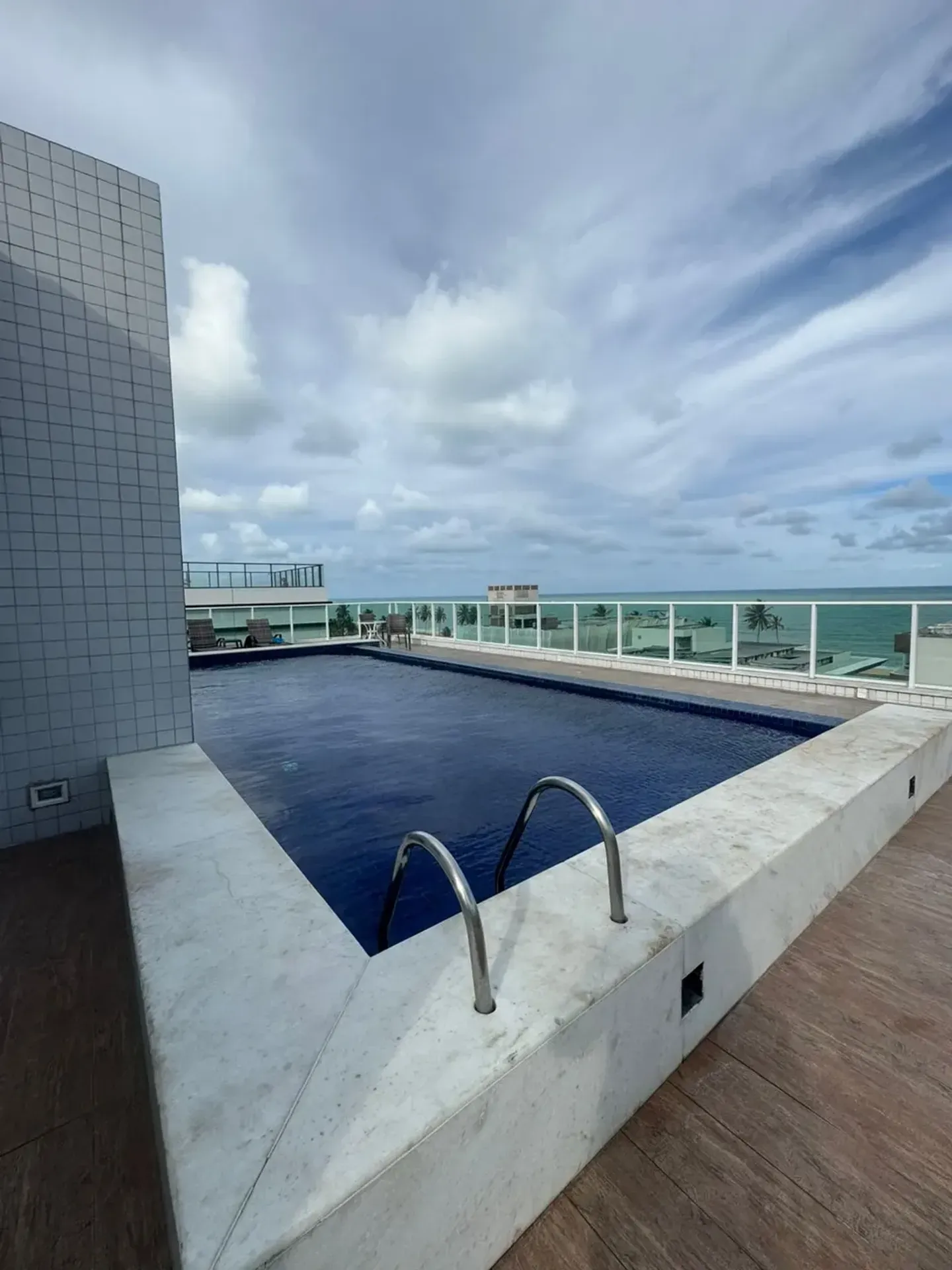 79 m² furnished apartment with 2 bedrooms and suite