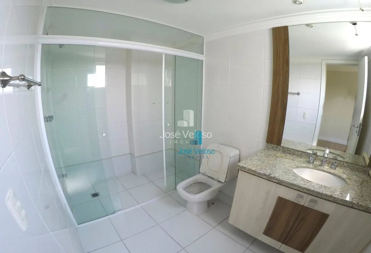 Furnished apartment with 4 en-suite bedrooms — photo 19