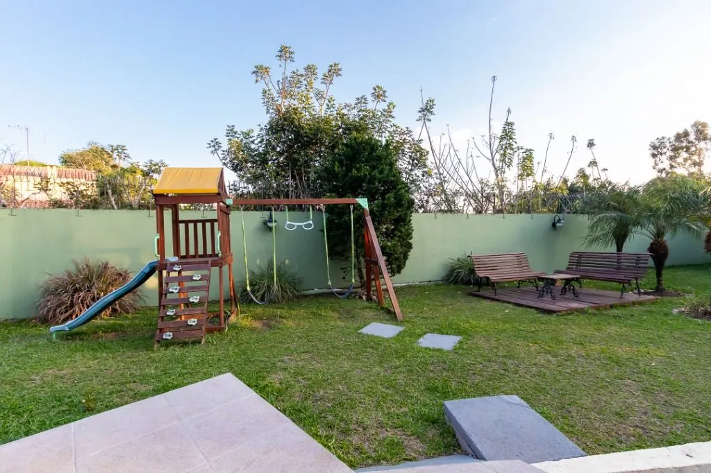 Unfurnished house with 4 bedrooms and 150 m² — photo 42