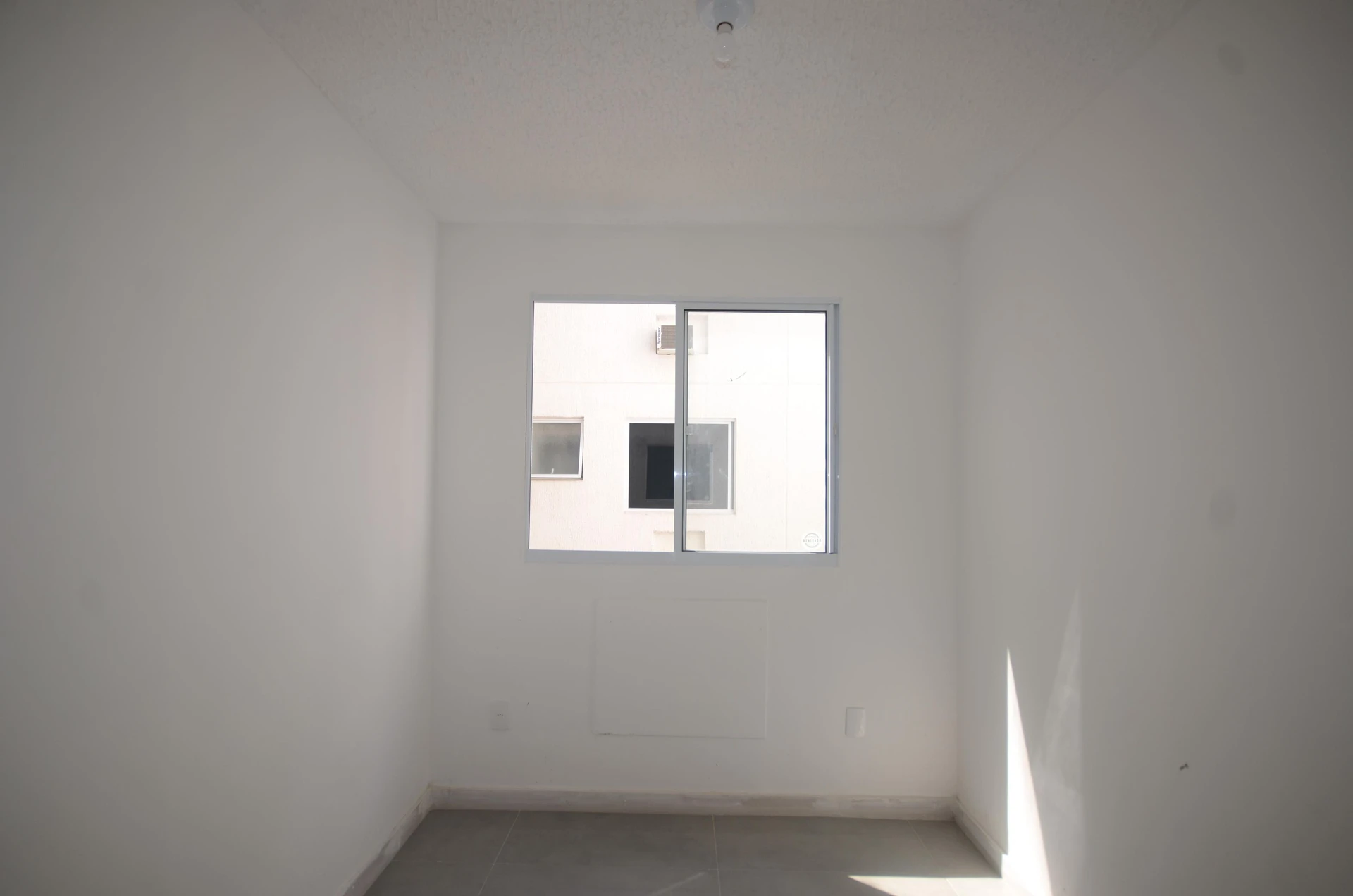 Unfurnished apartment with 2 bedrooms and 1 parking space — photo 19
