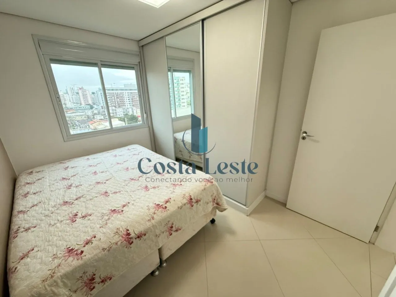 Furnished apartment, 101 m², with a grill on the balcony — photo 20