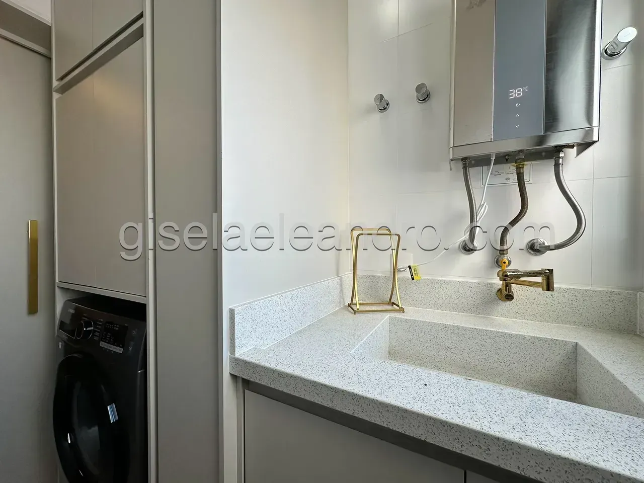 Apartamento amueblado con 3 dormitorios y cocina abierta — photo 16