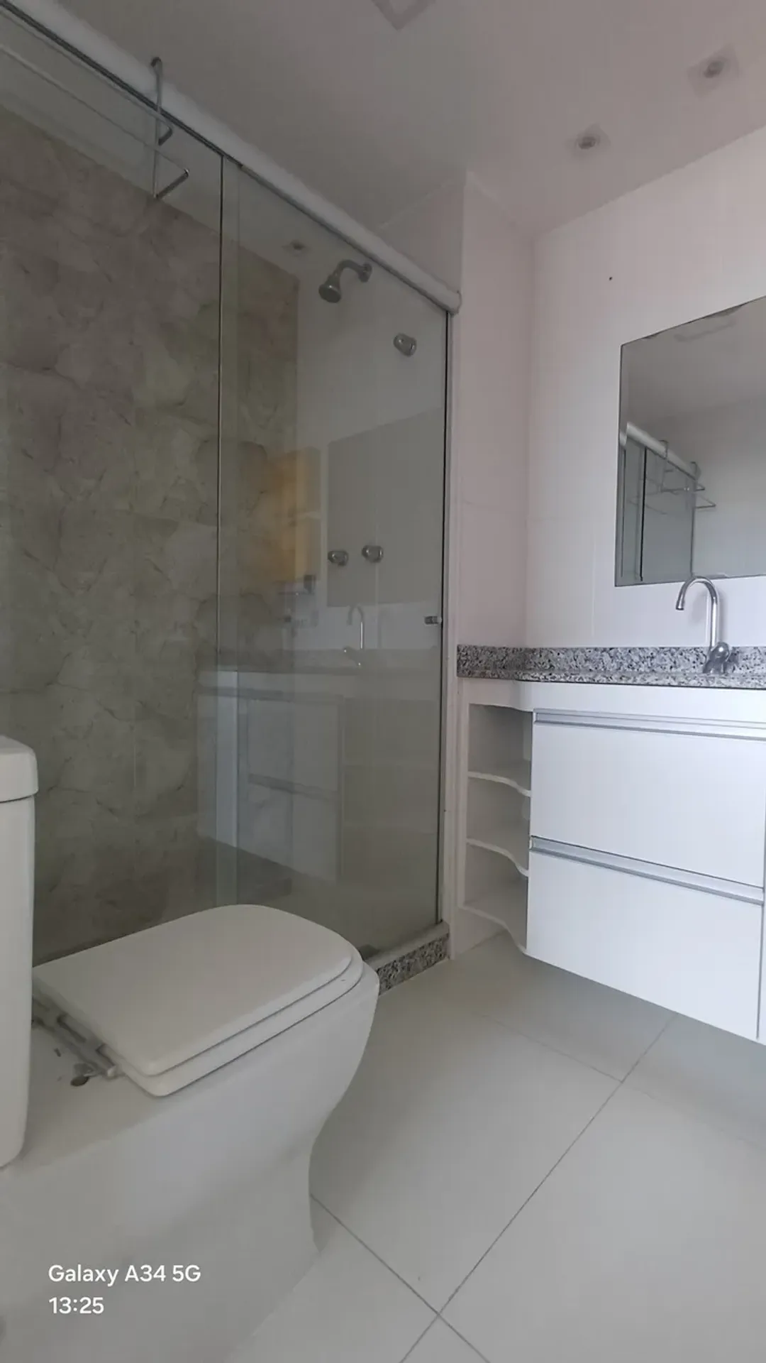4-bedroom apartment with a mountain view in Rio de Janeiro — photo 18