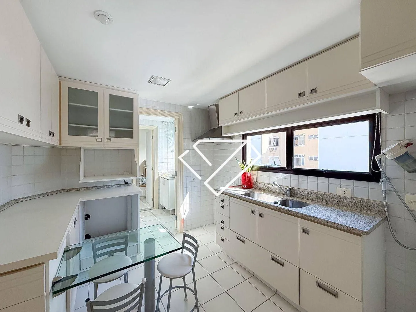 3-bedroom apartment with 165 m² and 3 parking spaces — photo 27
