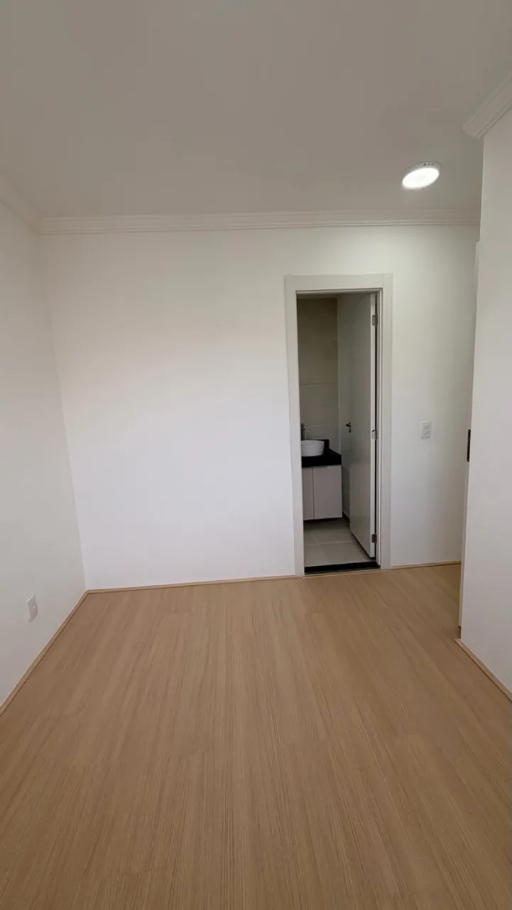 Apartment, 52 m², with wood or laminate floors — photo 13