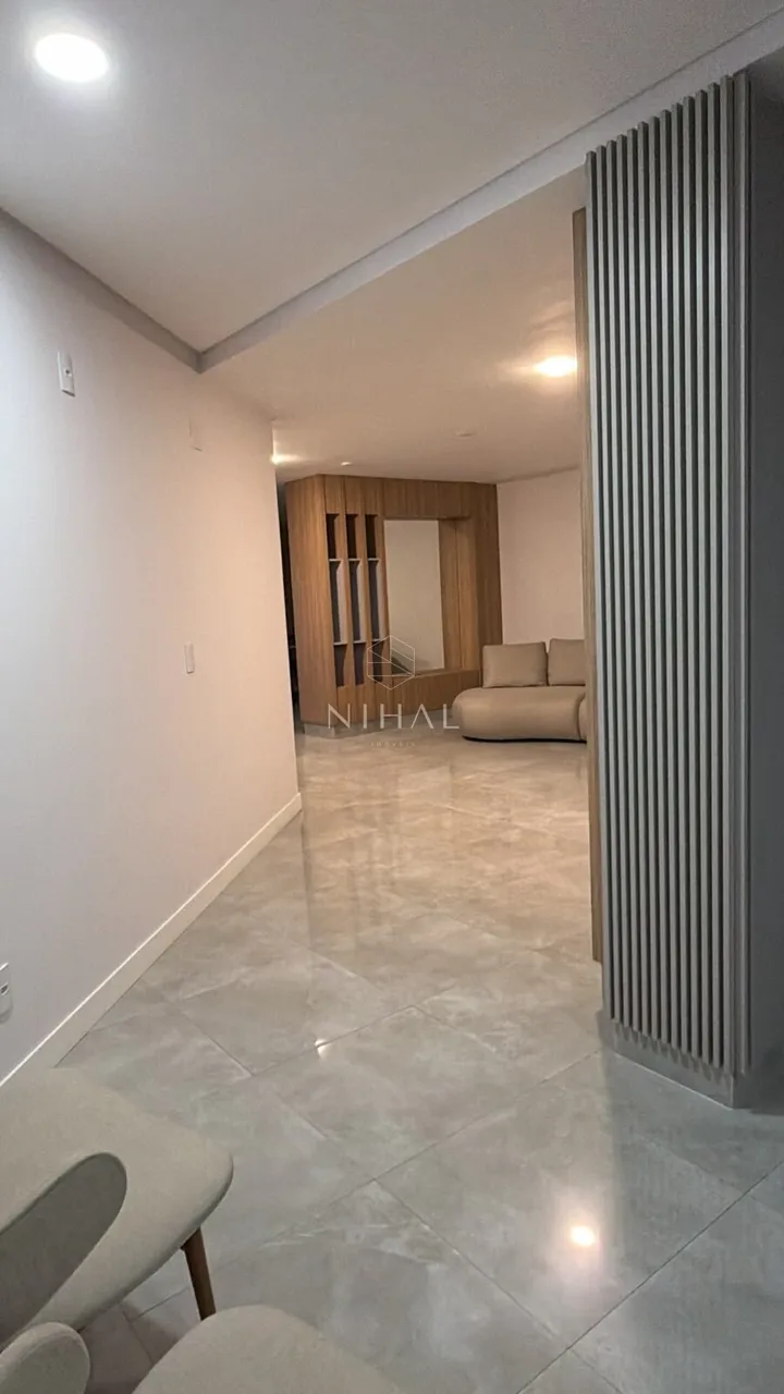 2-bedroom apartment in a building with a gym — photo 19