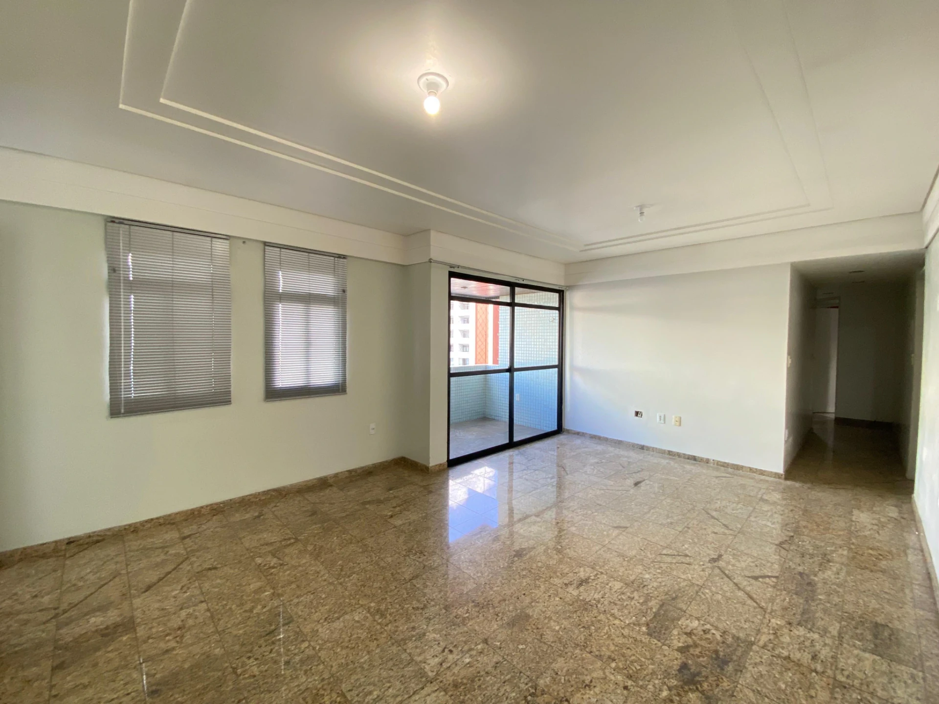 3-bedroom apartment in a building with a sauna — photo 10