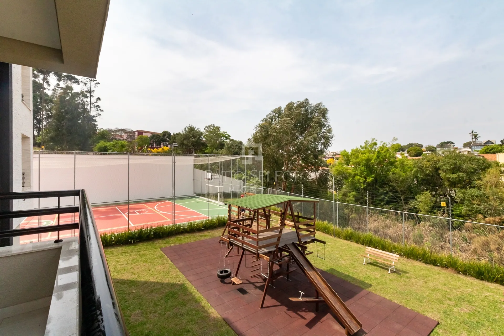 Casa de 181 m² com varanda gourmet e closet — photo 23