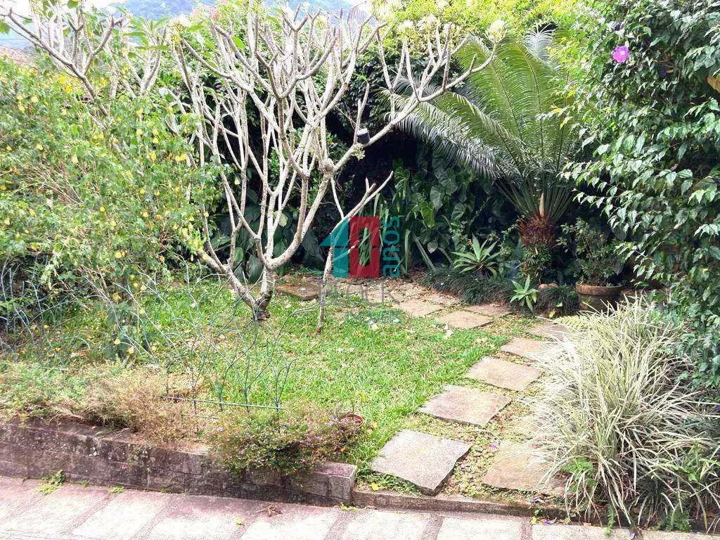 Casa de condomínio com 4 quartos e varanda com churrasqueira — photo 34