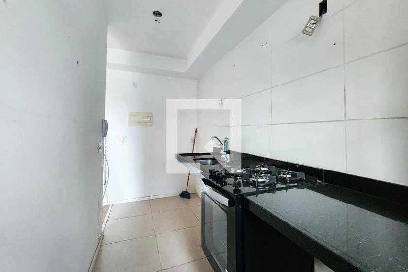 2-bedroom apartment in a building with a gym — photo 30
