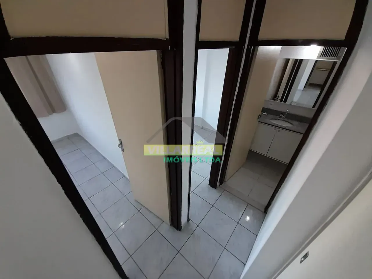 Unfurnished apartment with 2 bedrooms and 2 bathrooms — photo 5