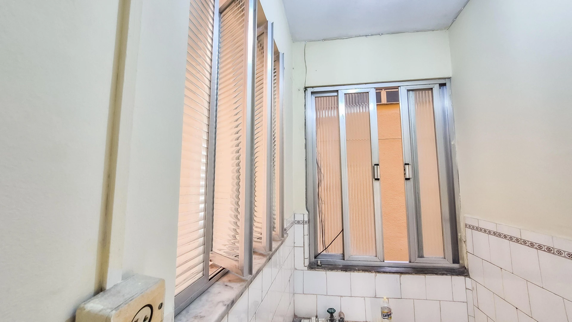 Apartamento con 2 dormitorios, 1 baño y acepta mascotas — photo 38