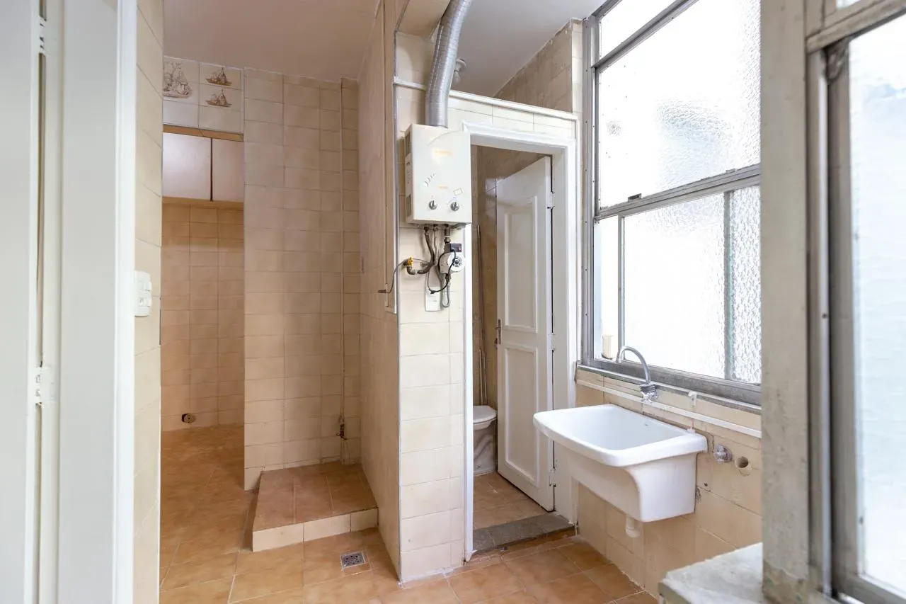 3-bedroom apartment with a suite and air conditioning — photo 16