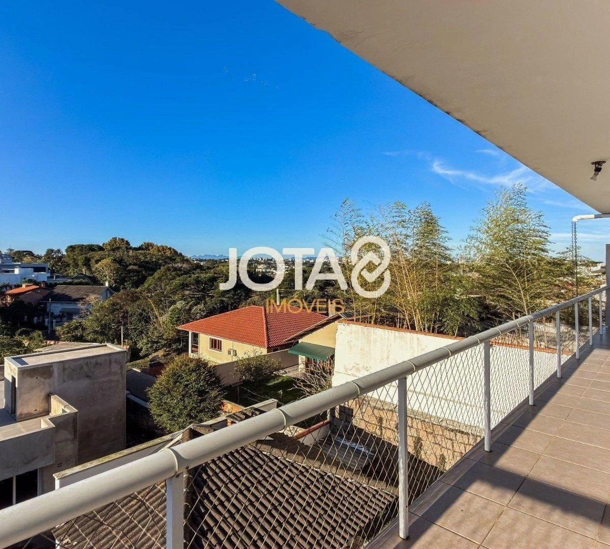 Spacious house with 3 en-suite bedrooms and 526 m² — photo 6