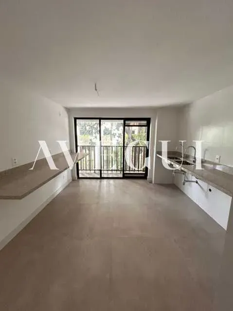 Apartamento com 3 quartos e varanda com bancada — photo 25