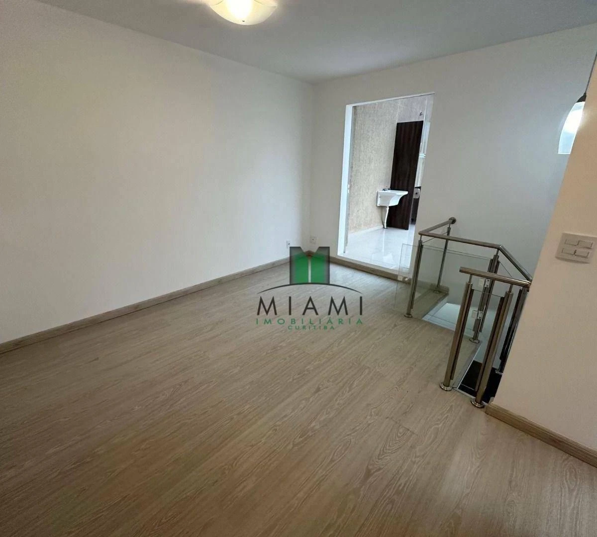 2-bedroom apartment with a washing machine — photo 27