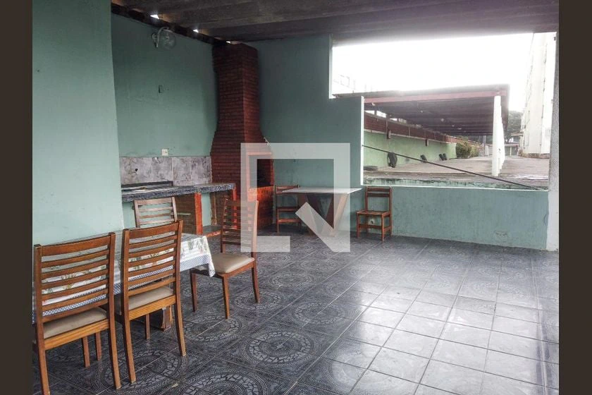 2-bedroom rental apartment with balcony — photo 30