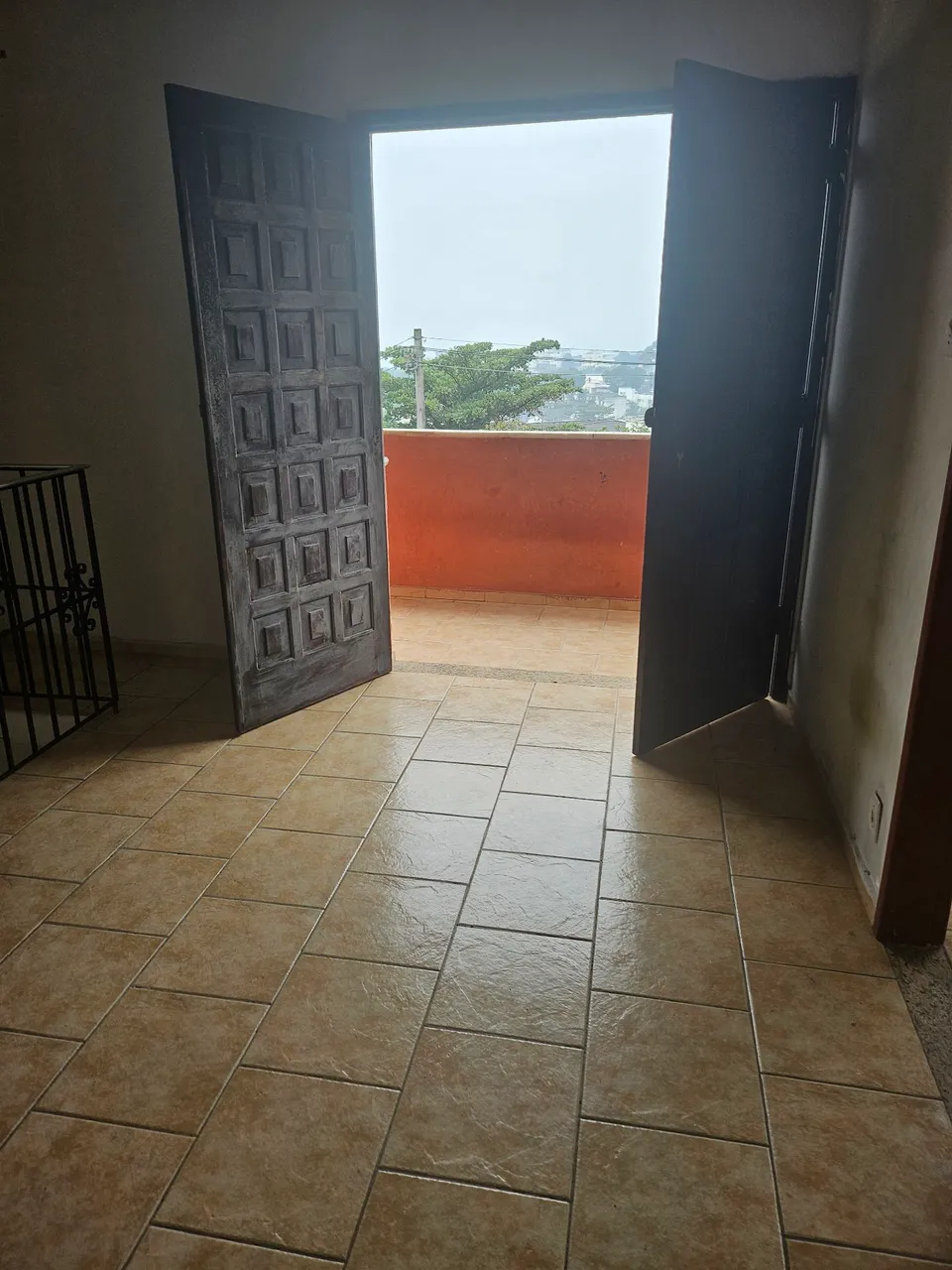 Unfurnished house with 3 bedrooms and separate kitchen — photo 8
