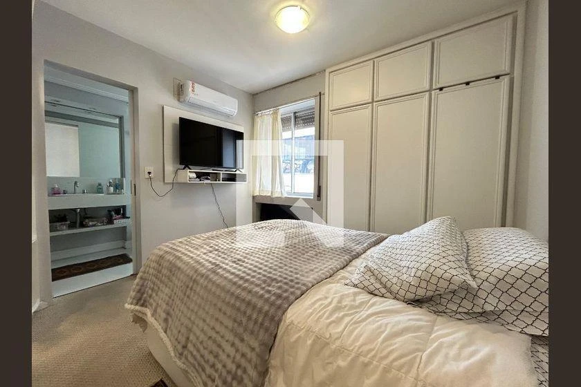 Apartamento de 2 dormitorios con balcón y 3 baños — photo 10