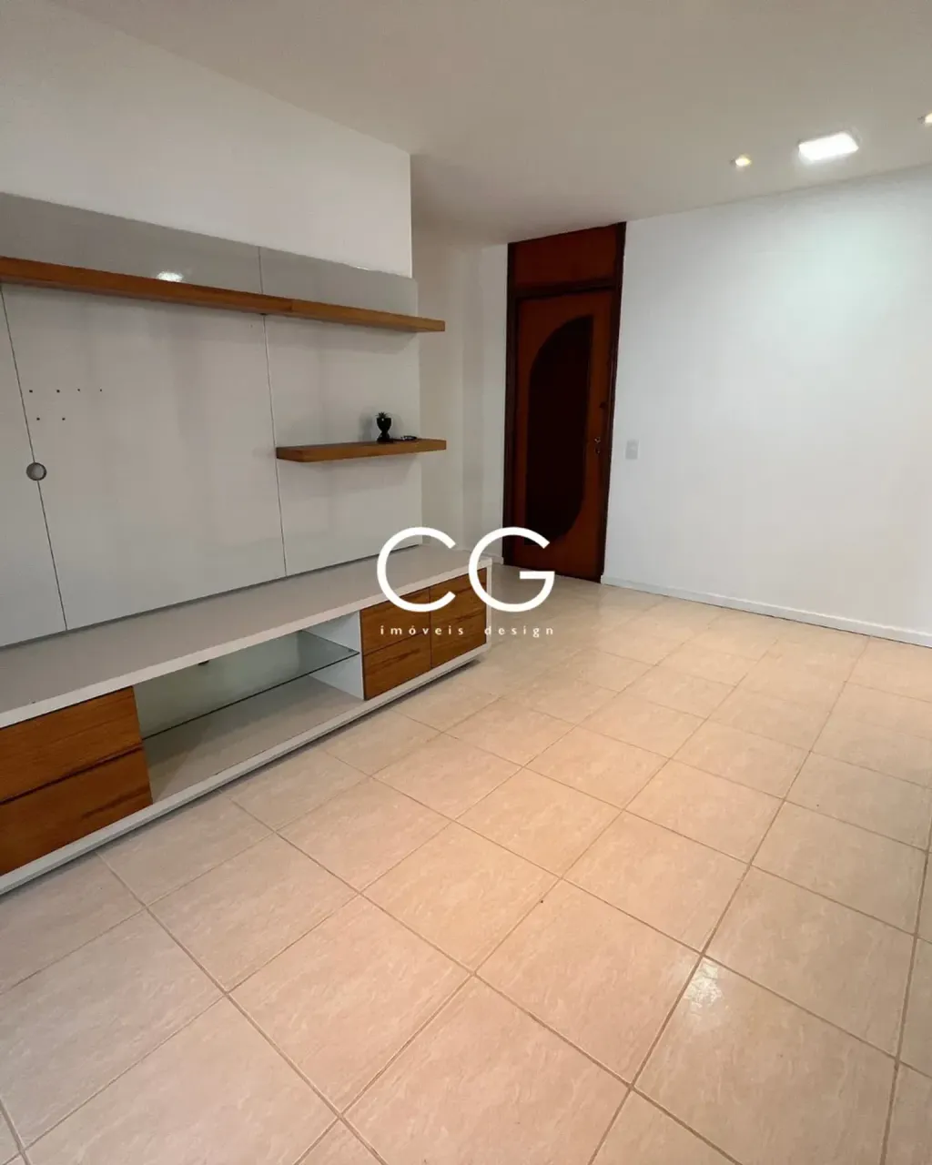 Apartment with 2 bedrooms and enclosed balcony — photo 8