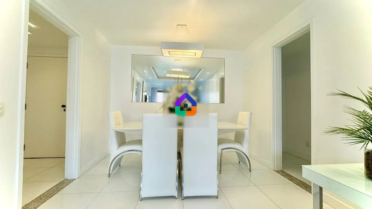 Furnished 2-bedroom apartment with 2 bathrooms — photo 22