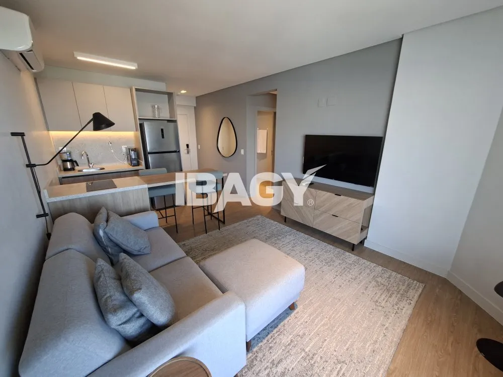 Studio with a glassed-in balcony and open-plan kitchen — photo 66