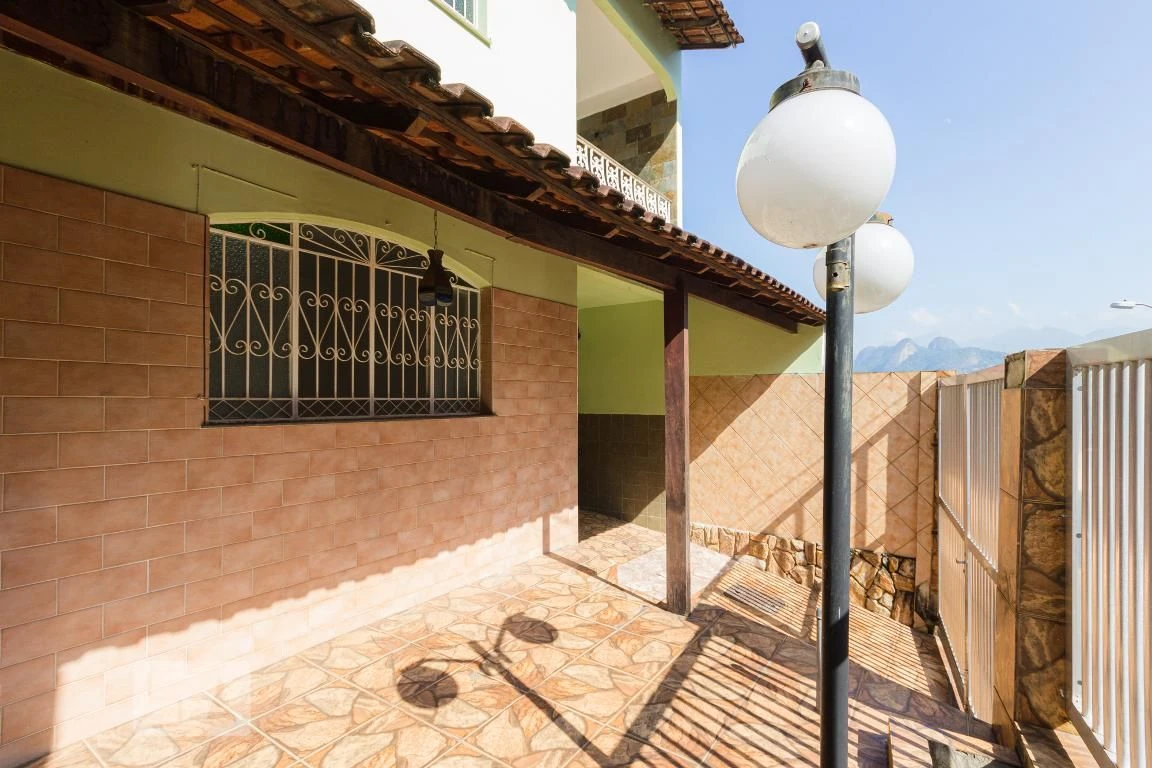 House, 200 m², with a private BBQ