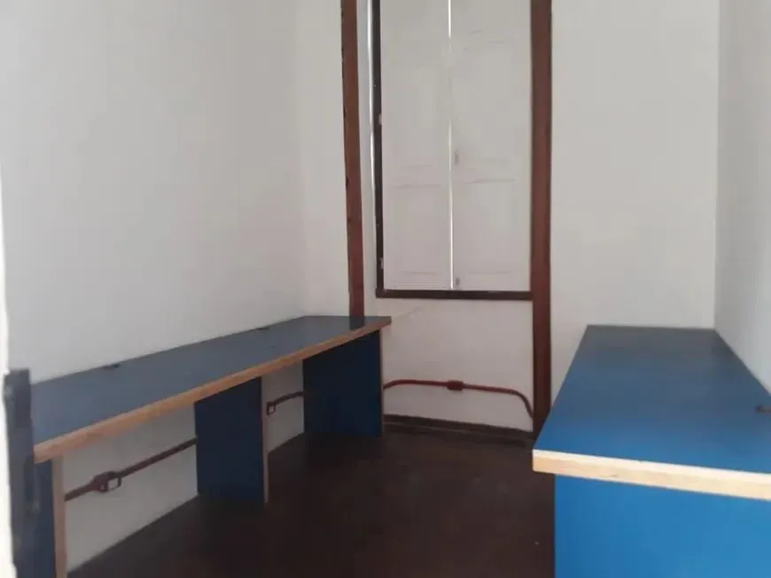 Unfurnished house with 5 bedrooms and 3 bathrooms — photo 5