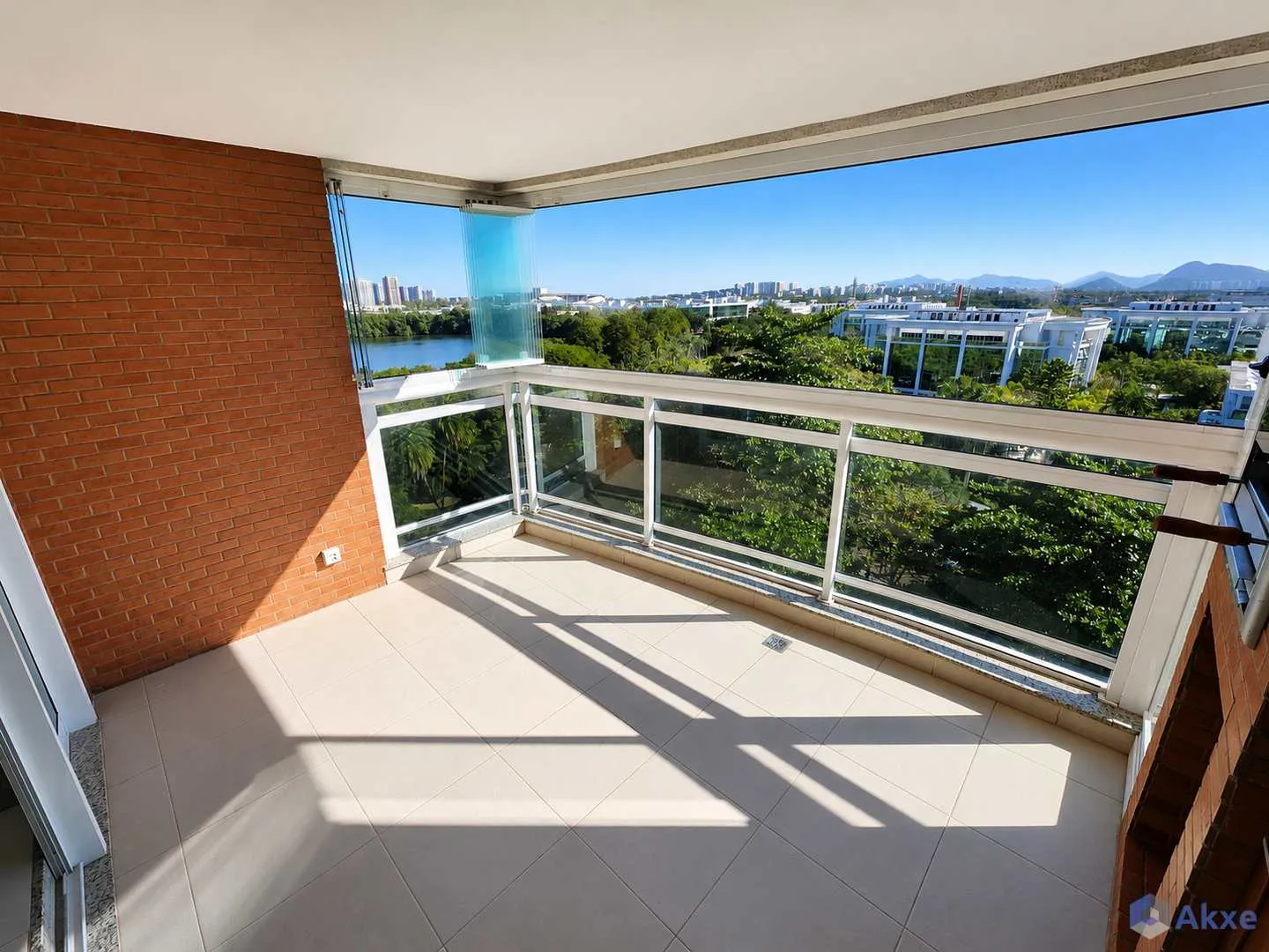 2-bedroom apartment with an en-suite and balcony grill — photo 5