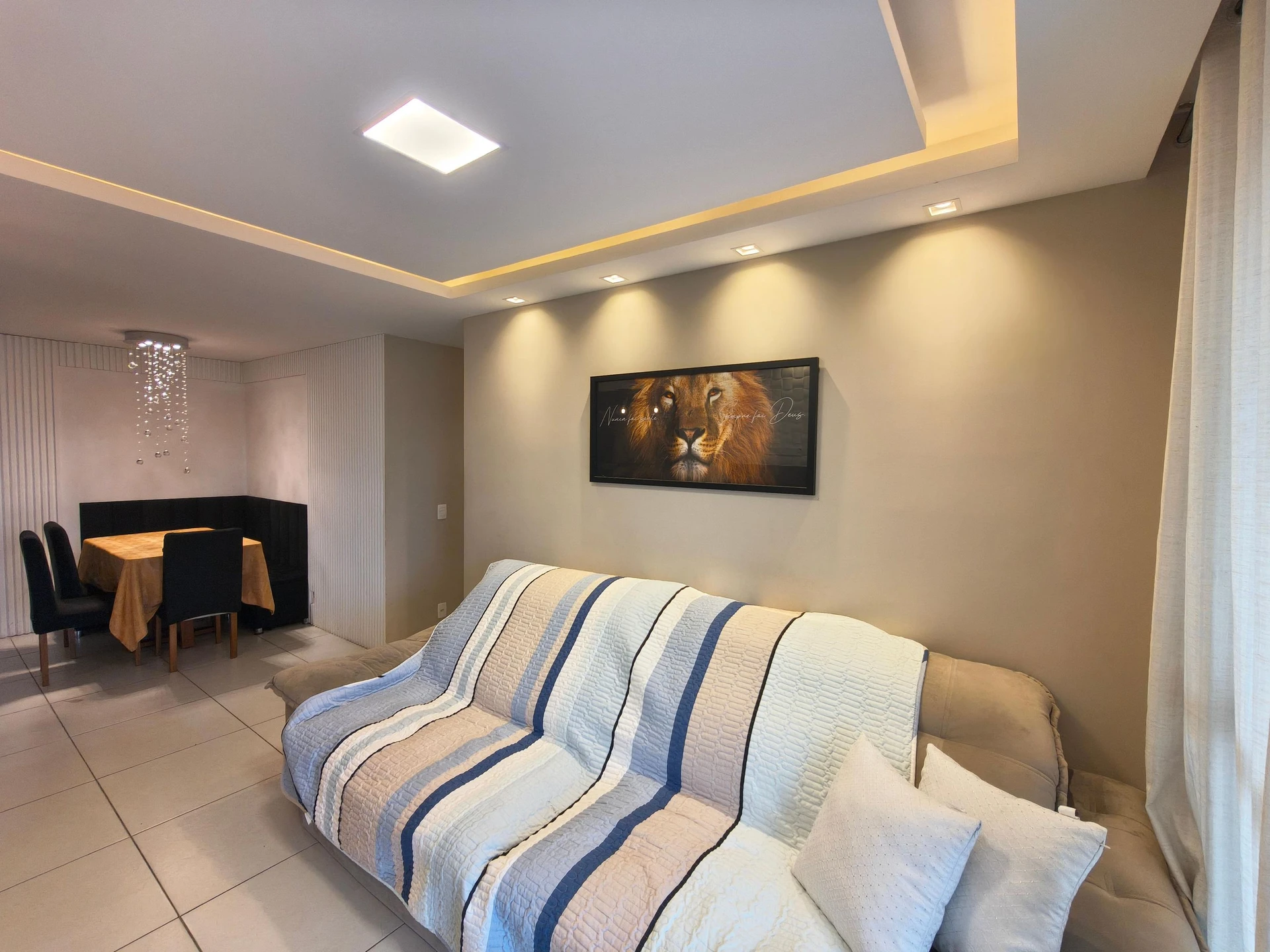3-bedroom apartment with a mountain view — photo 7