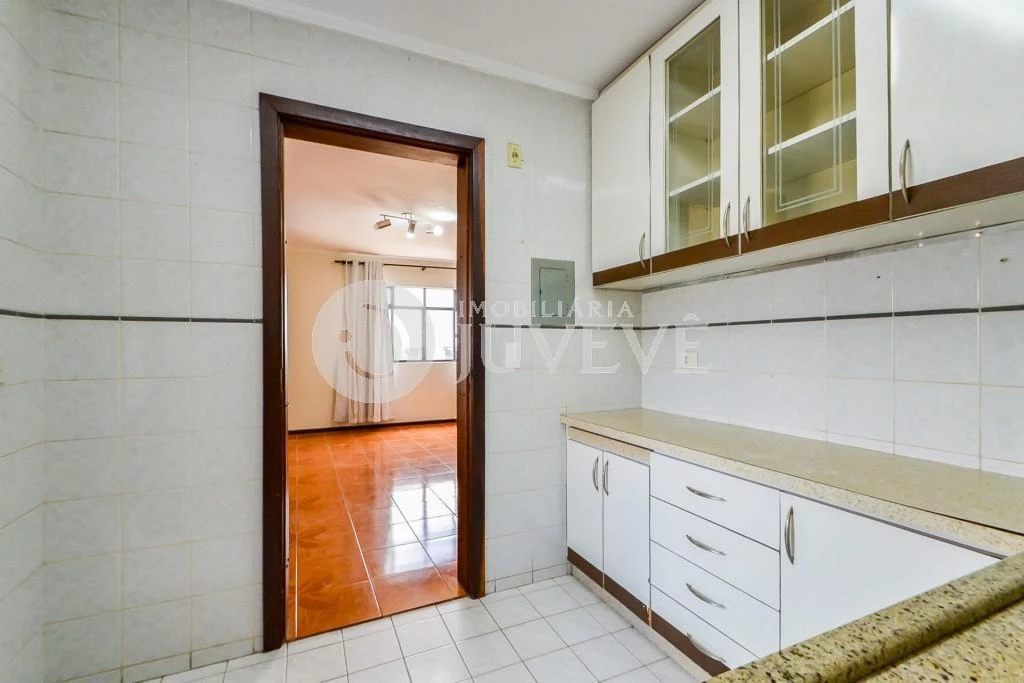Apartamento de 2 quartos com cozinha fechada e 1 vaga — photo 14