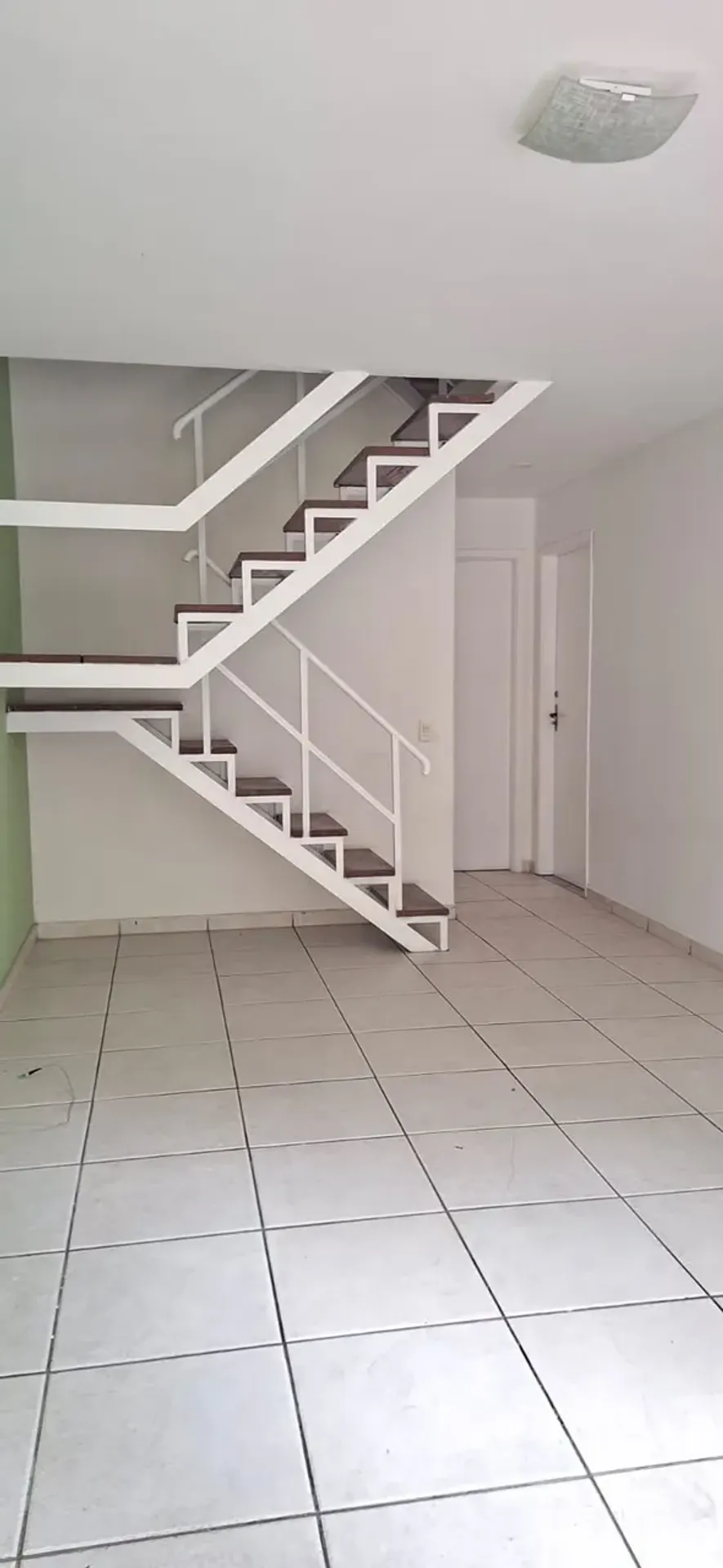 Triplex house with 4 bedrooms, 3 baths and 2 parking — photo 11