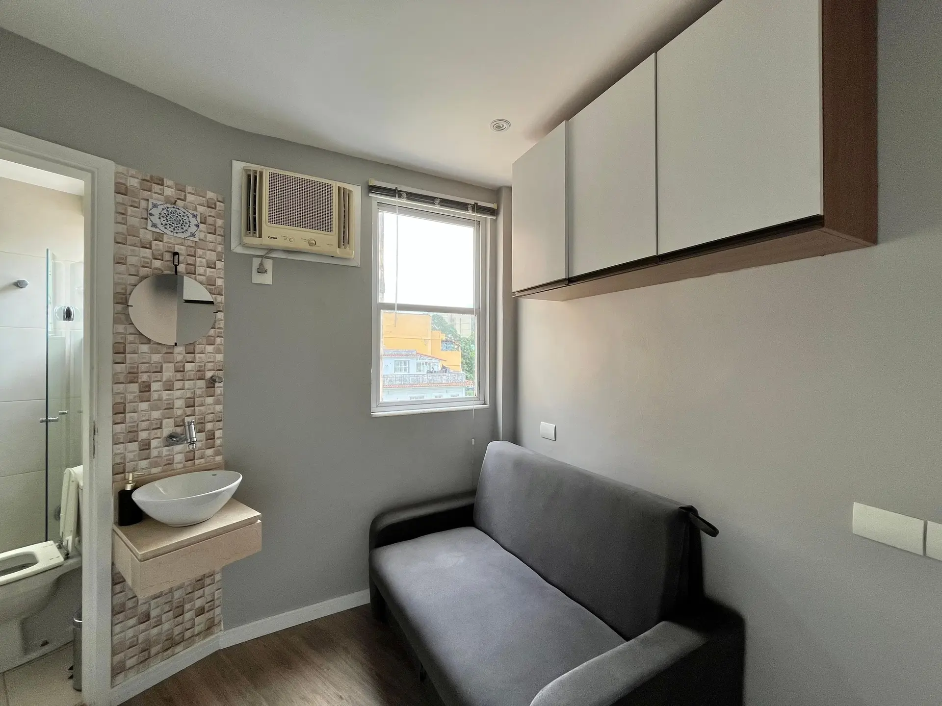 Furnished apartment, 130 m², with a dishwasher — photo 30
