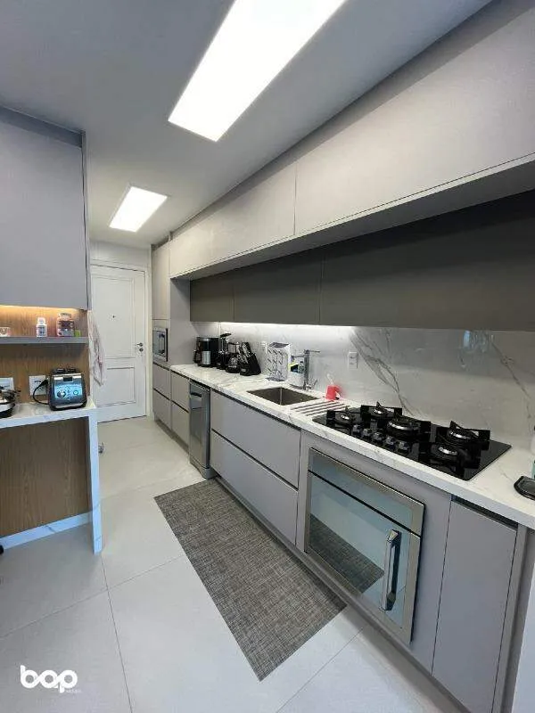 Furnished 3-bedroom apartment with a gas open-plan kitchen — photo 27