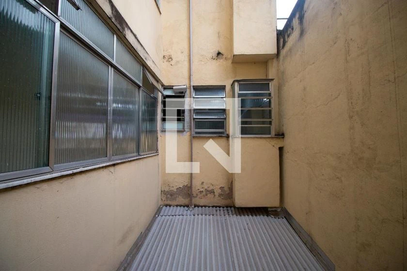 Apartamento sem mobília com 2 quartos e 1 banheiro — photo 6