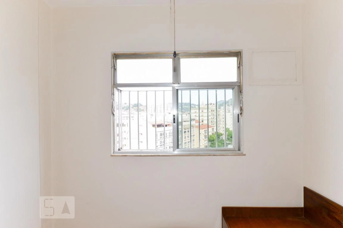 3-bedroom apartment with a mountain view — photo 23