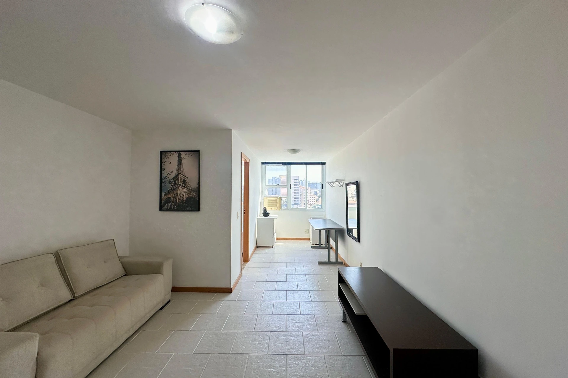 One-bedroom apartment in a building with a sauna — photo 16
