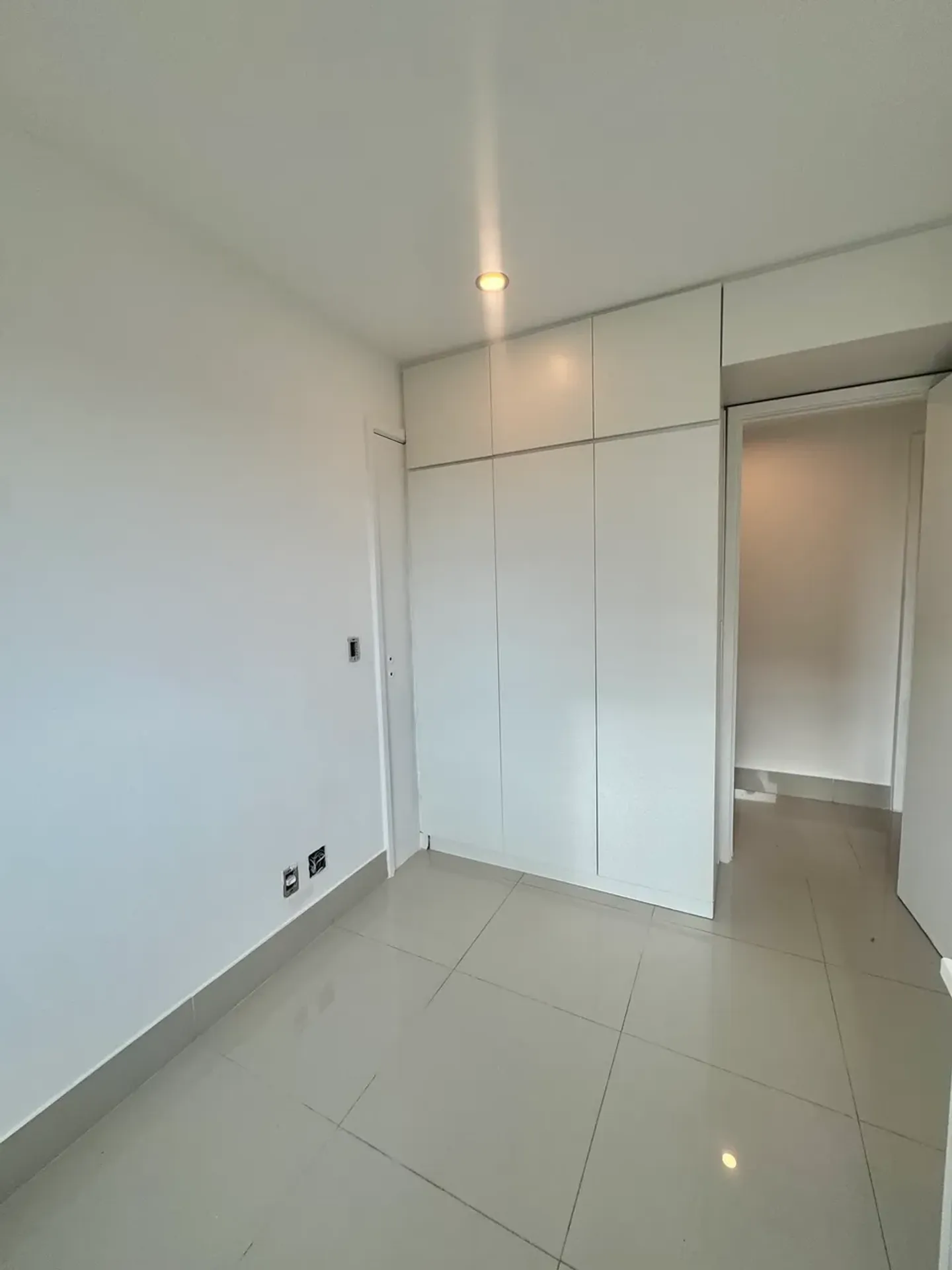 Home office in a 3-bedroom apartment, 127 m² — photo 9