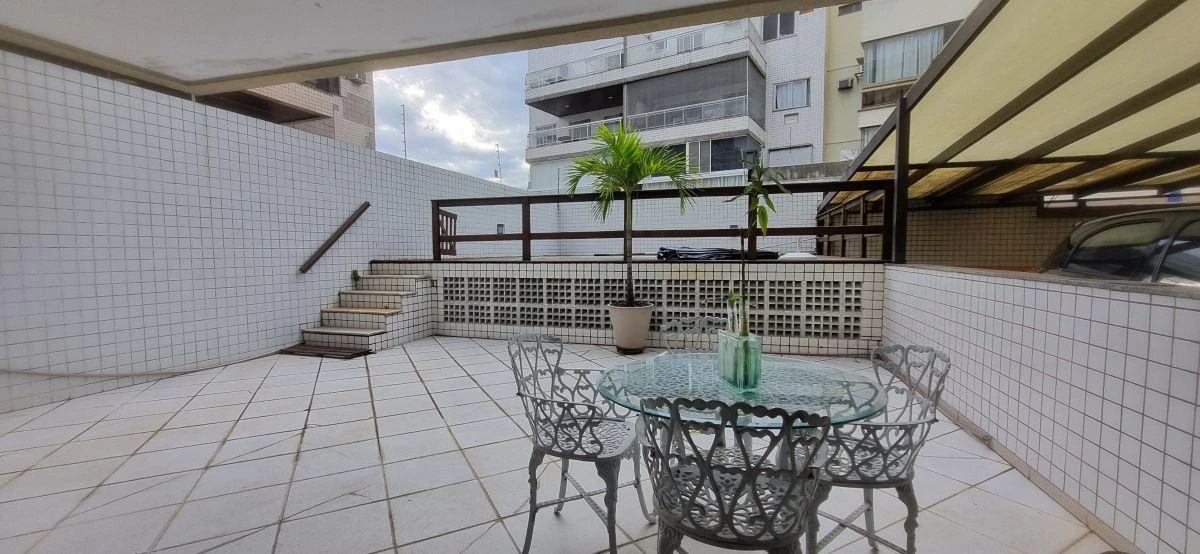 Apartamento com 4 quartos, 3 suítes e 3 vagas — photo 2