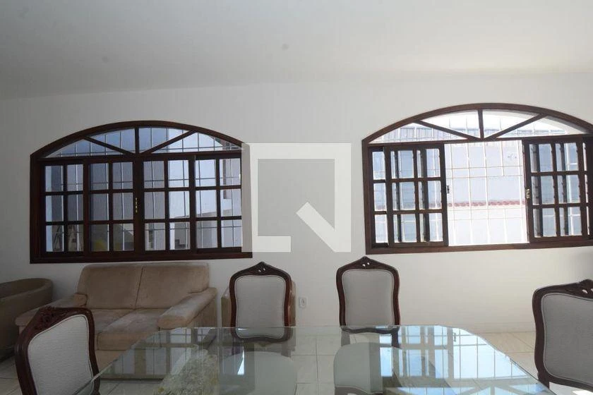 Дом 600 м² с 4 спальнями и 5 парковочными местами — photo 8