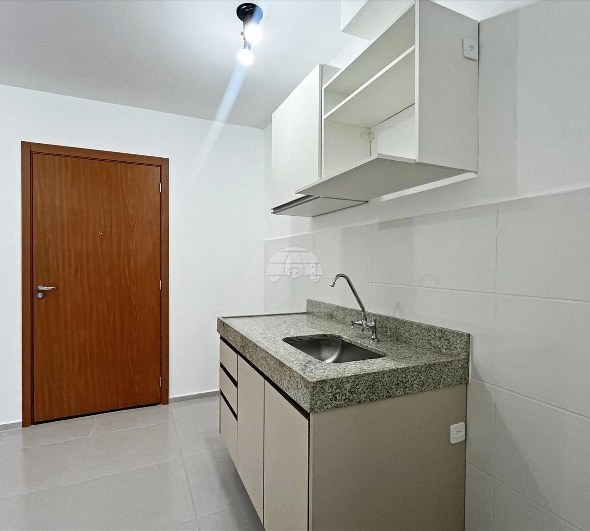 2-bedroom apartment with en-suite and 1 parking spot — photo 10