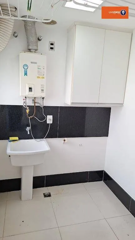 4-bedroom rental apartment with 150 m² and 4 baths — photo 2