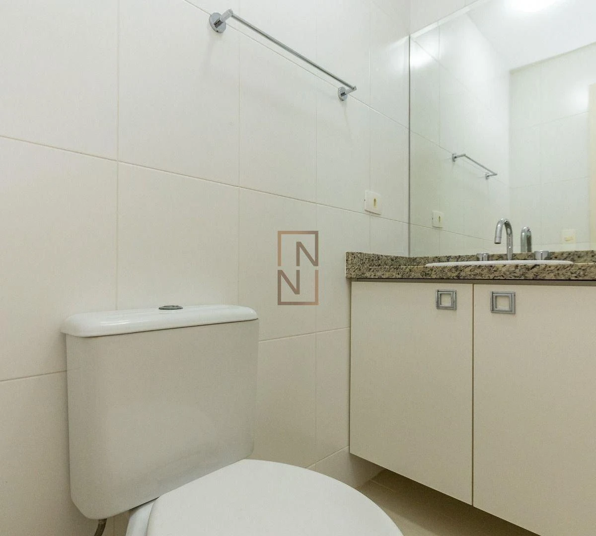 One-bedroom apartment with a dryer in Curitiba — photo 9