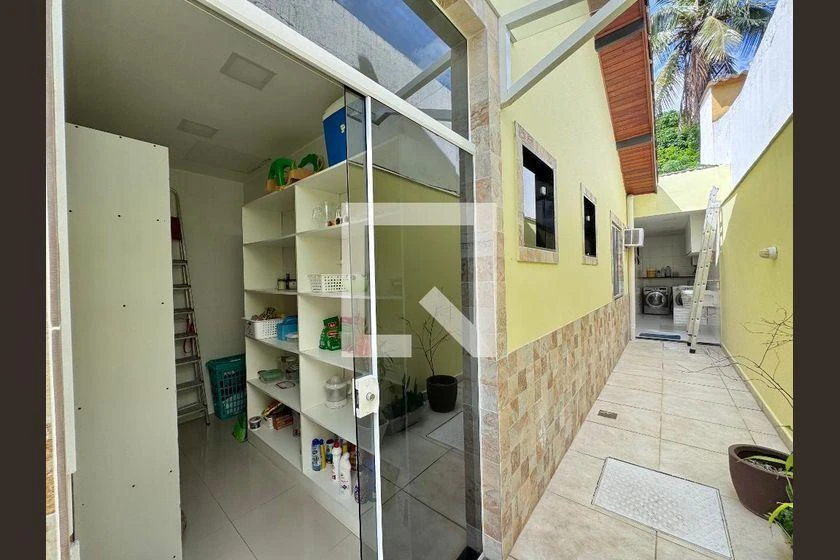 Furnished 367 m² apartment with 4 bedrooms and 3 parking — photo 17